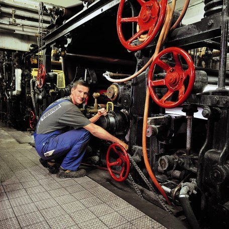 papiermaschiene_1 papiermaschiene_1