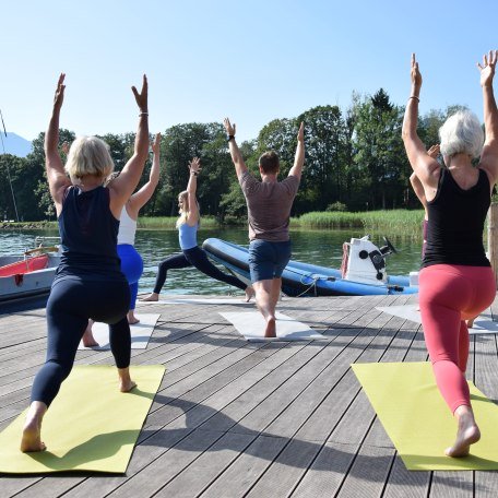 Yoga auf dem Steg, © im-web.de/ Tourist-Information Bad Wiessee