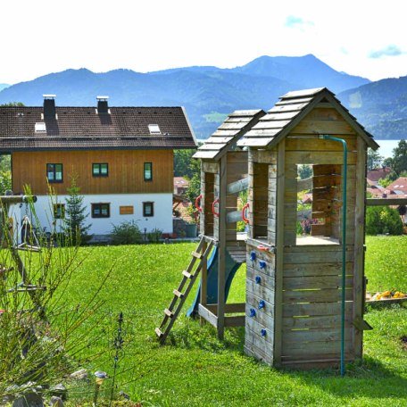 Blick auf die Villa Schönblick, © im-web.de/ Tourist-Information Gmund am Tegernsee