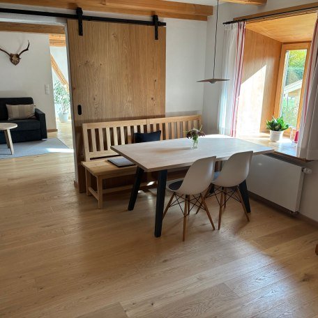 Essecke mit Durchblick ins zweite Wohnzimmer, &copy; im-web.de/ Tourist-Information Rottach-Egern