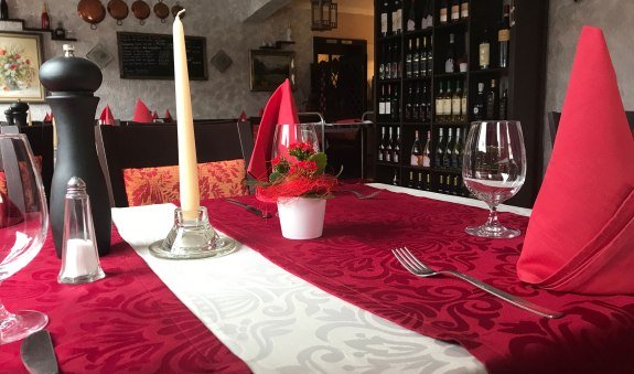 rossa, &copy; Luna Rossa