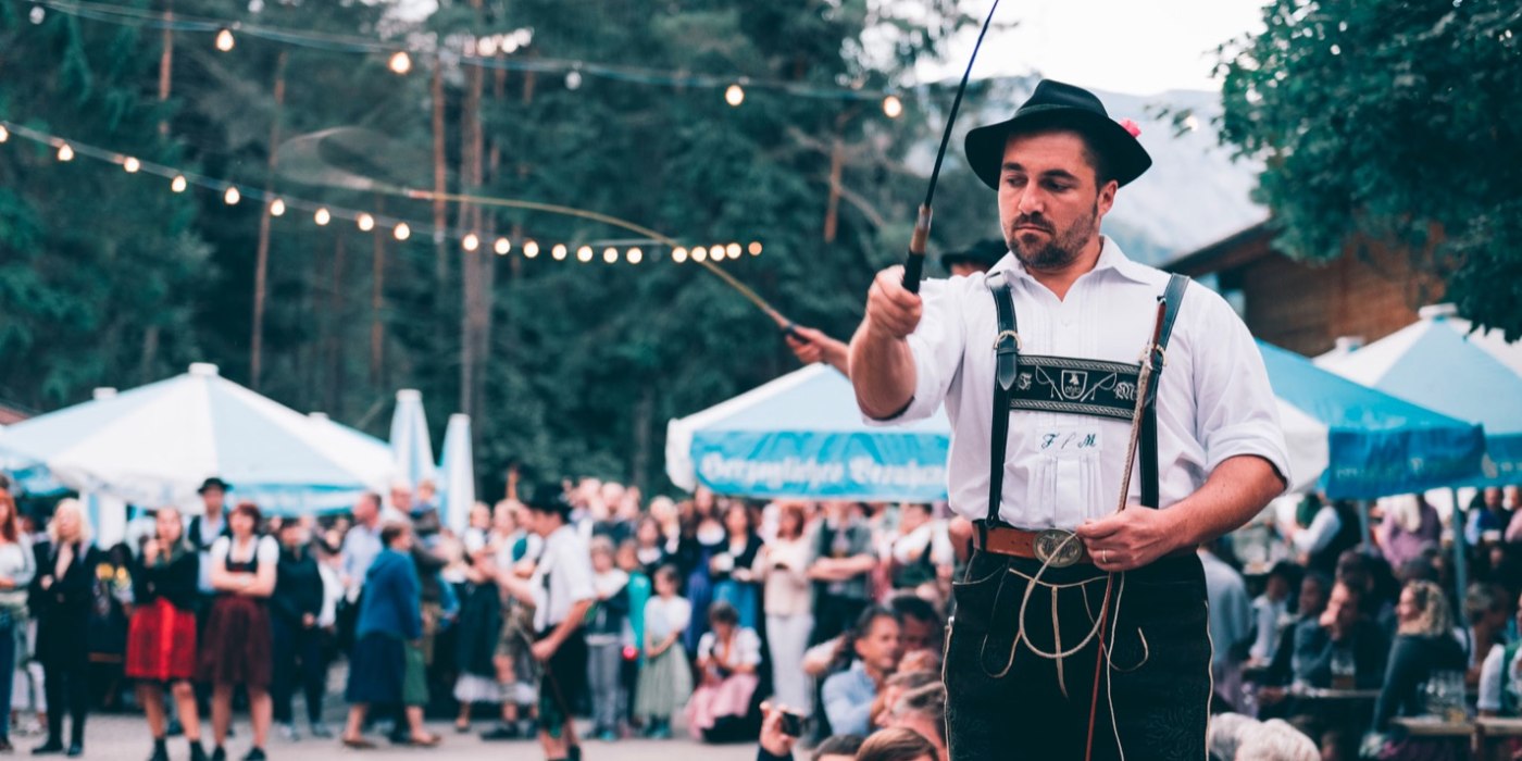 Kreuther Goasslschnalzer beim Waldfest, © Kreuther Goaßlschnalzer