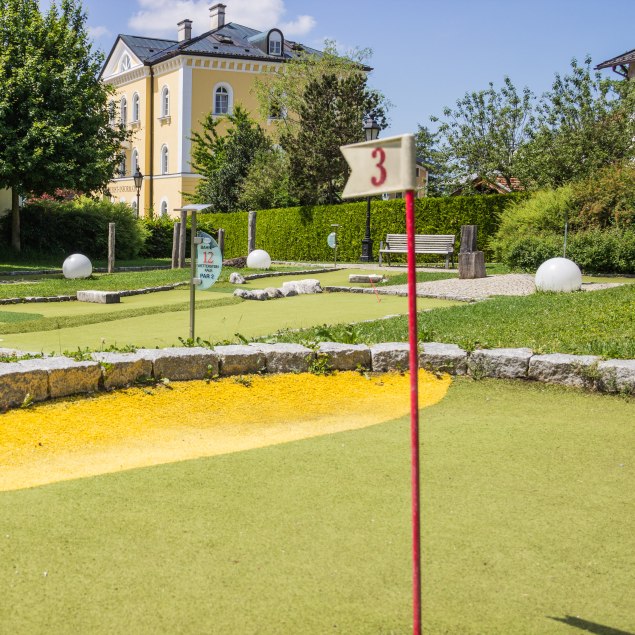 Spielgolfplatz im Kurgarten in Tegernsee, © Medius Tegernsee