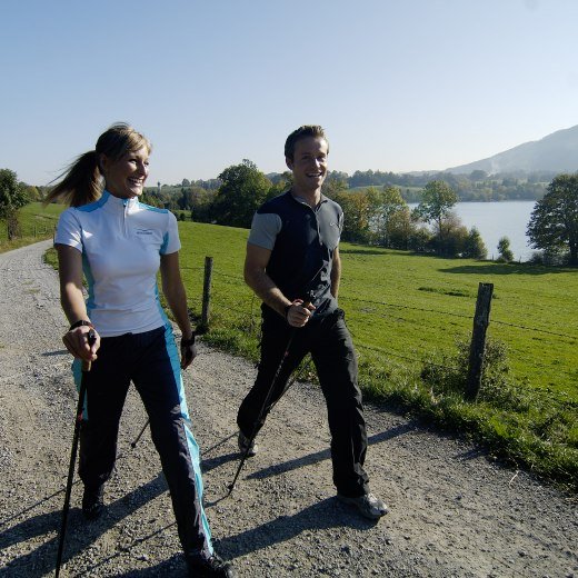 tt_nordic-walking_kaltenbrunn_paar tt_nordic-walking_kaltenbrunn_paar