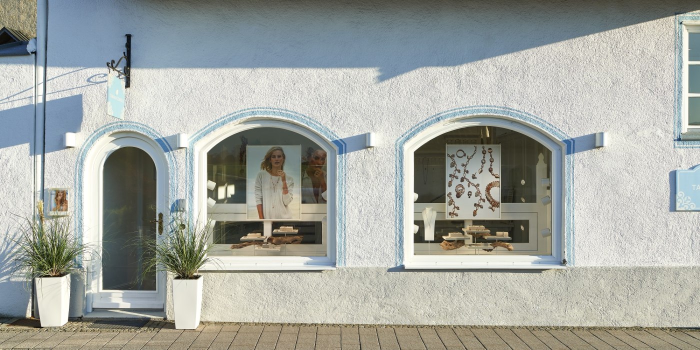 TAMARA COMOLLI Fine Jewerly GmbH, © ©TAMARA COMOLLI TAMARA COMOLLI Fine Jewerly GmbH, © ©TAMARA COMOLLI