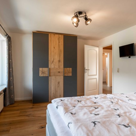 Schlafzimmer 1, © im-web.de/ Tourist-Information Bad Wiessee