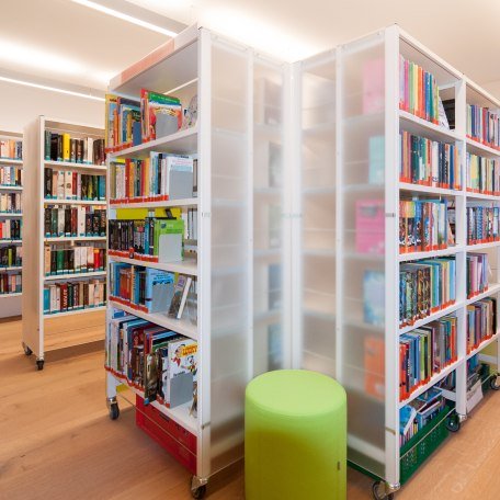 Buecherei, &copy; Christine Pfluger