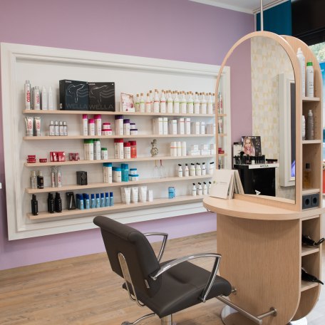 Ihr Platz zum Entspannen bei Spitzen-Schnitt Tegernsee, &copy; Spitzen-Schnitt Tegernsee