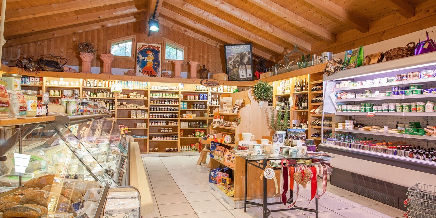 Feinkost Hagn Kreuth, © Jochen Schädler | Fein- und Naturkost Monika Hagn Feinkost Hagn Kreuth, © Jochen Schädler | Fein- und Naturkost Monika Hagn