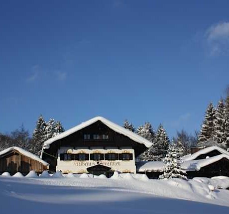 Almgasthaus, 600 m, &copy; im-web.de/ Tourist-Information Bad Wiessee