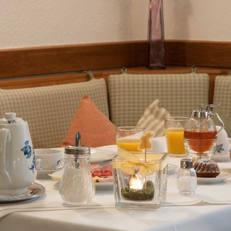 Hotel garni Haus Kiefer in Bad Wiessee am Tegernsee, &copy; GERLIND SCHIELE PHOTOGRAPHY TEGERNSEE