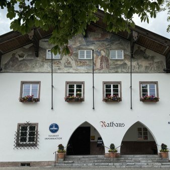 Rathaus, &copy; Der Tegernsee (Sabine Ziegler-Musiol)
