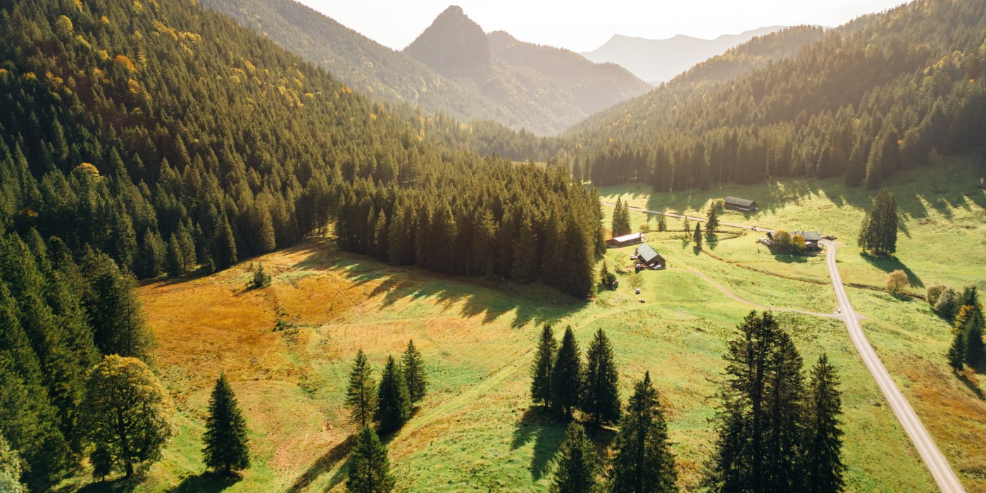 © DER TEGERNSEE, Juliaan Rohn_Schwarzenbach_0002, © DER TEGERNSEE © DER TEGERNSEE, Juliaan Rohn_Schwarzenbach_0002, © DER TEGERNSEE