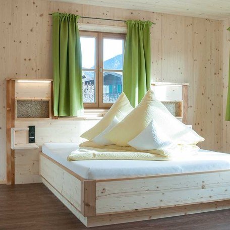 Ferienwohnungen am Webermohof mit Wellnessbereich, © im-web.de/ Tourist-Information Rottach-Egern