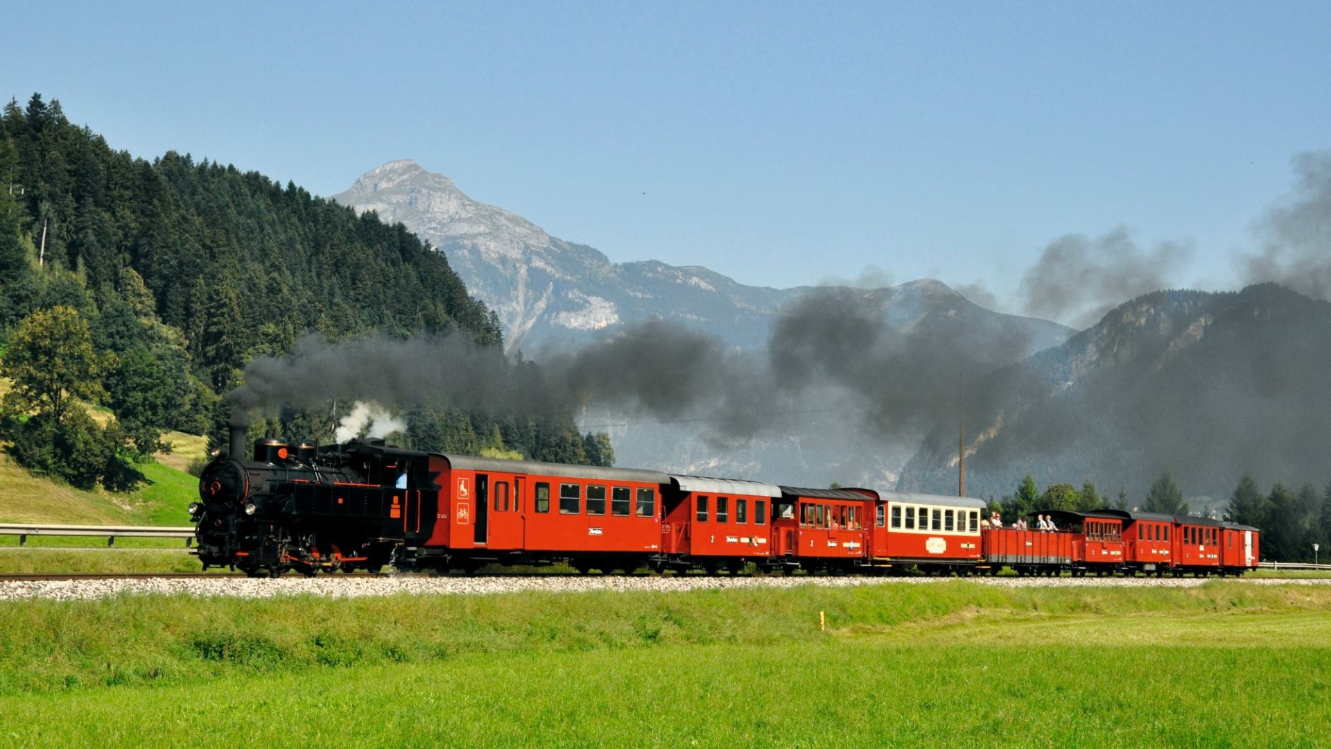 Zillertaler-Dampfzug-Fuegen-FotoDenoth, © Zillertal Bahn (Denoth)