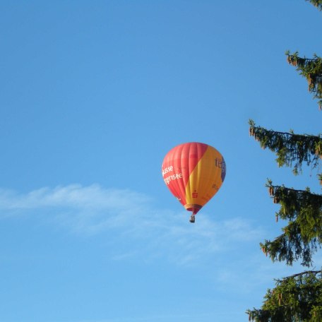 Heißluftballon während der Montgolfiade, © im-web.de/ Tourist-Information Bad Wiessee