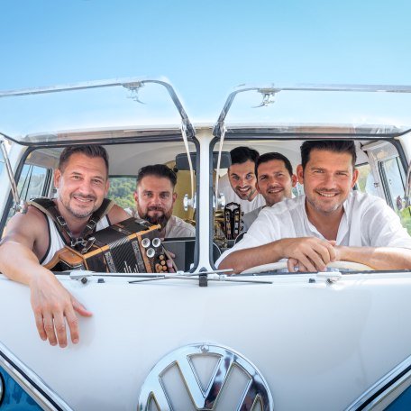 2_DeSchoWieda_Pressefoto_Huckleberryking, &copy; DeSchoWieda