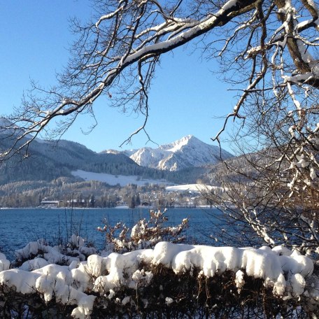 Aussicht vom Wohnzimmer Winter (linkes Fenster), &copy; im-web.de/ Tourist Information Tegernsee