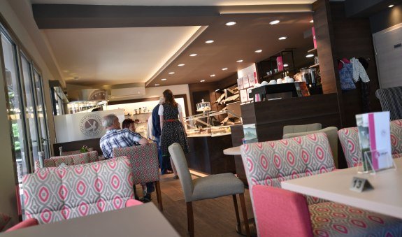 cafe_krupp_1_bw