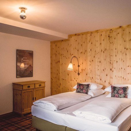 HOTEL BUSSI BABY - Zimmer, © im-web.de/ Regionalentwicklung Oberland Kommunalunternehmen