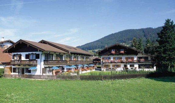 Blick von S&uuml;den, &copy; im-web.de/ Tourist-Information Rottach-Egern