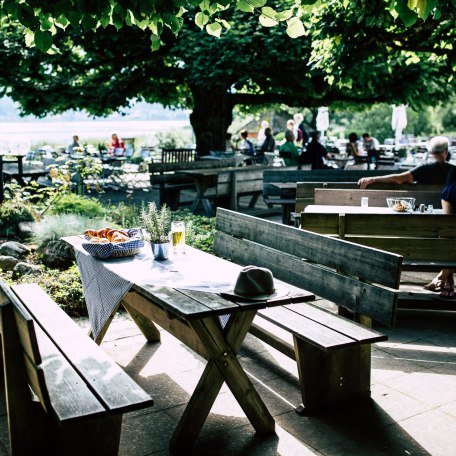 Biergarten der Speisemeisterei im Terrassenhof, © im-web.de/ Tourist-Information Bad Wiessee