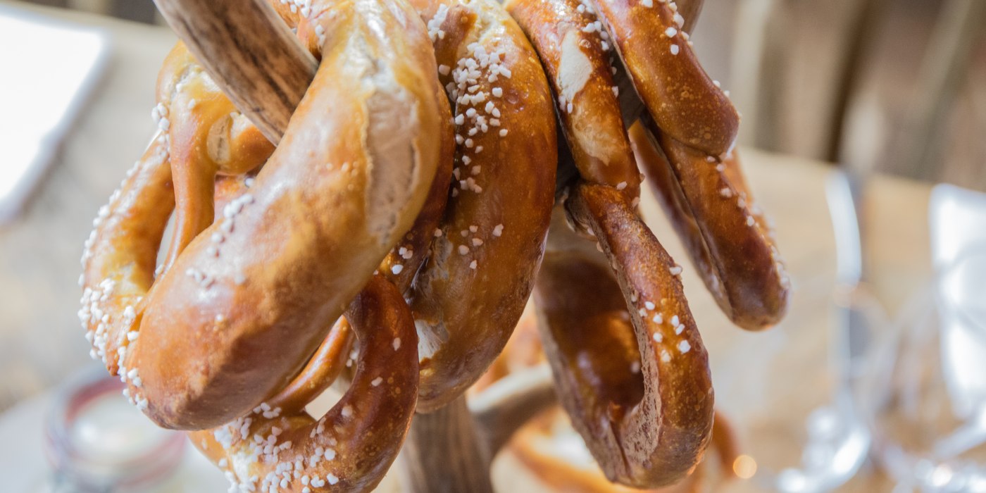 Brezel, © Der Tegernsee, Foto: Christoph Schempershofe