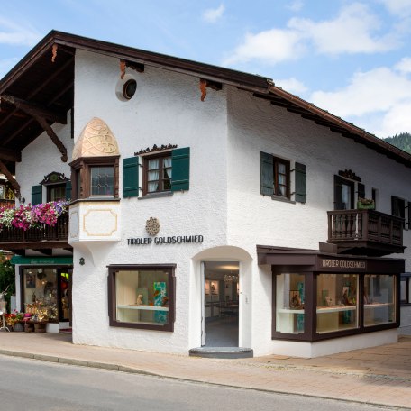 pesavento, &copy; Tiroler Goldschmied