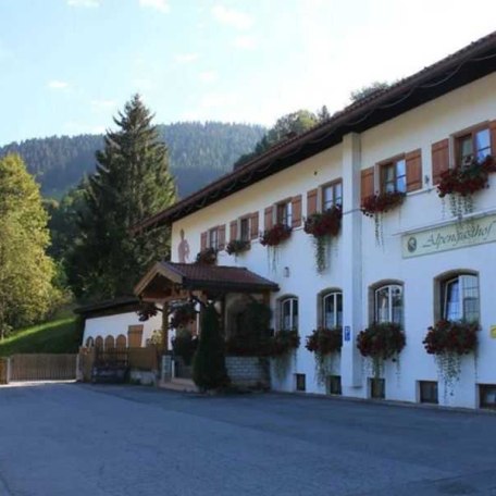 https://d1pgrp37iul3tg.cloudfront.net/objekt_pics/obj_full_31110_008.jpg, &copy; im-web.de/ Gemeinde Hausham