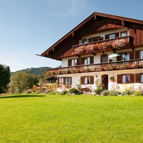 Gästehaus Unterreiterhof in Bad Wiessee - mit Traumblick über das Tegernseer Tal, © GERLIND SCHIELE PHOTOGRAPHY TEGERNSEE