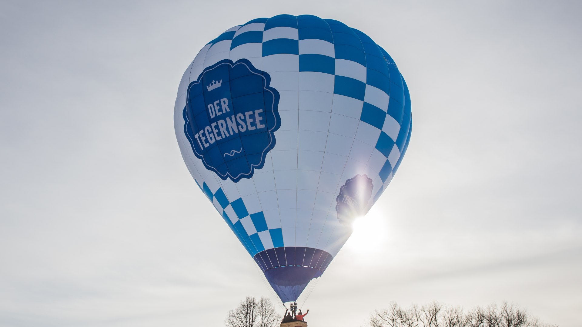 der-tegernsee-ballon_jungfernfahrt_christoph_schempershofe der-tegernsee-ballon_jungfernfahrt_christoph_schempershofe