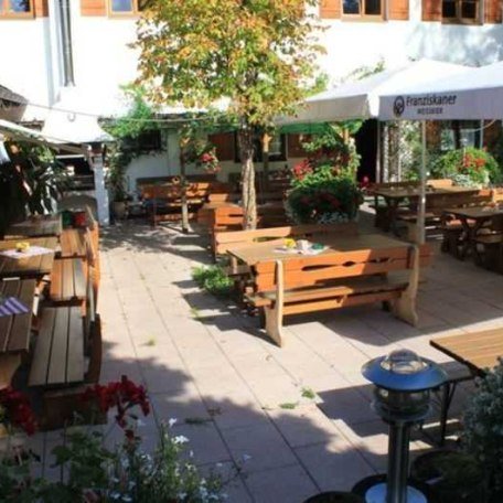 https://d1pgrp37iul3tg.cloudfront.net/objekt_pics/obj_full_31110_006.jpg, &copy; im-web.de/ Gemeinde Hausham