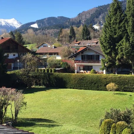 Aussenanlage, &copy; im-web.de/ Ferienwohnungen Tegernsee