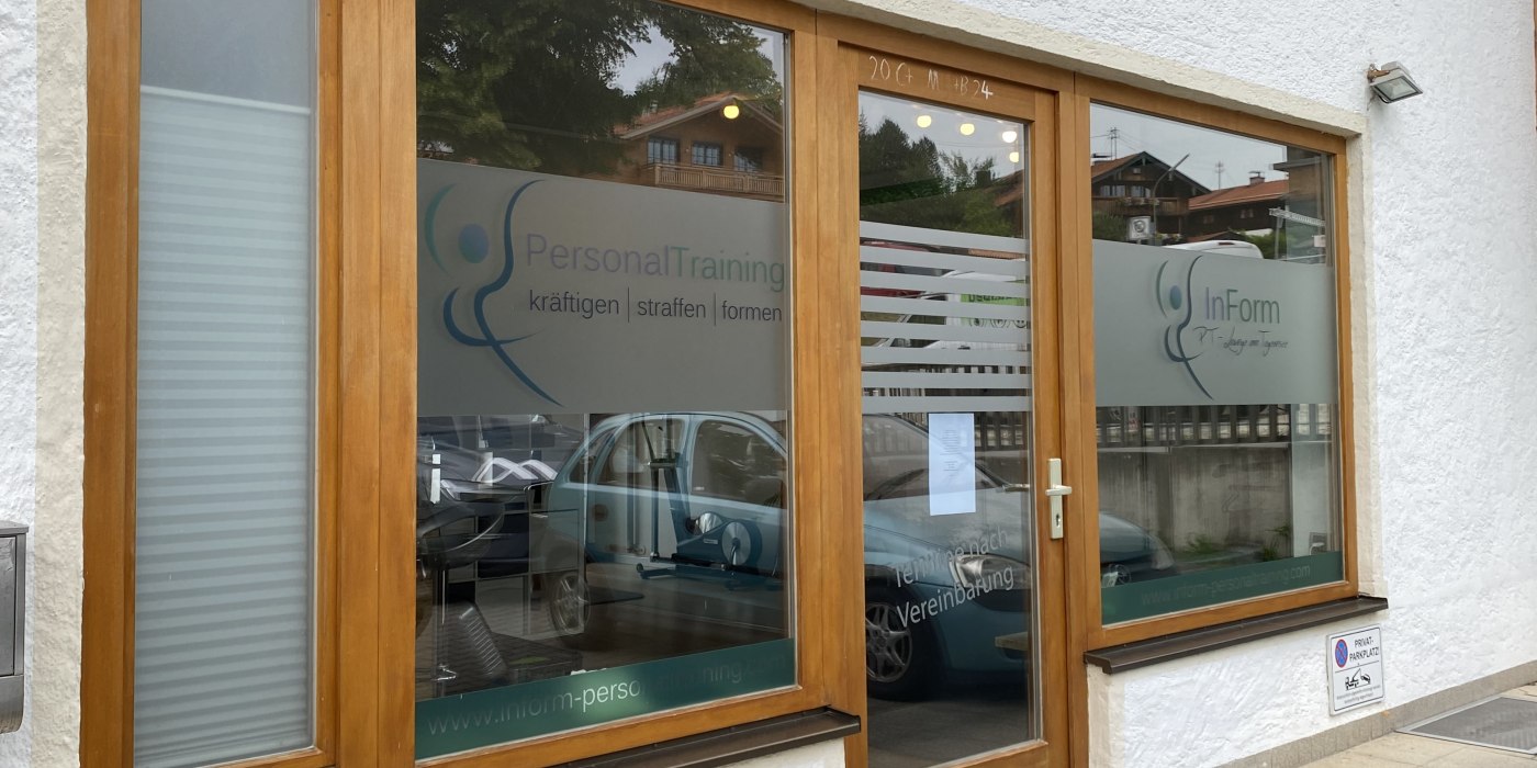 In Form, &copy; TTT - NR