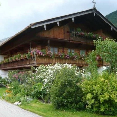 Außenansicht Süd-Ost, © im-web.de/ Tourist-Information Rottach-Egern