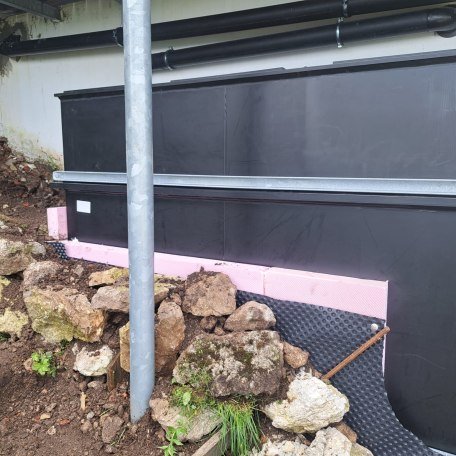 Eingebauter Grauwassertank zur Kl&auml;rung des Abwassers - Tegernseer H&uuml;tte, &copy; DAV Sektion Tegernsee
