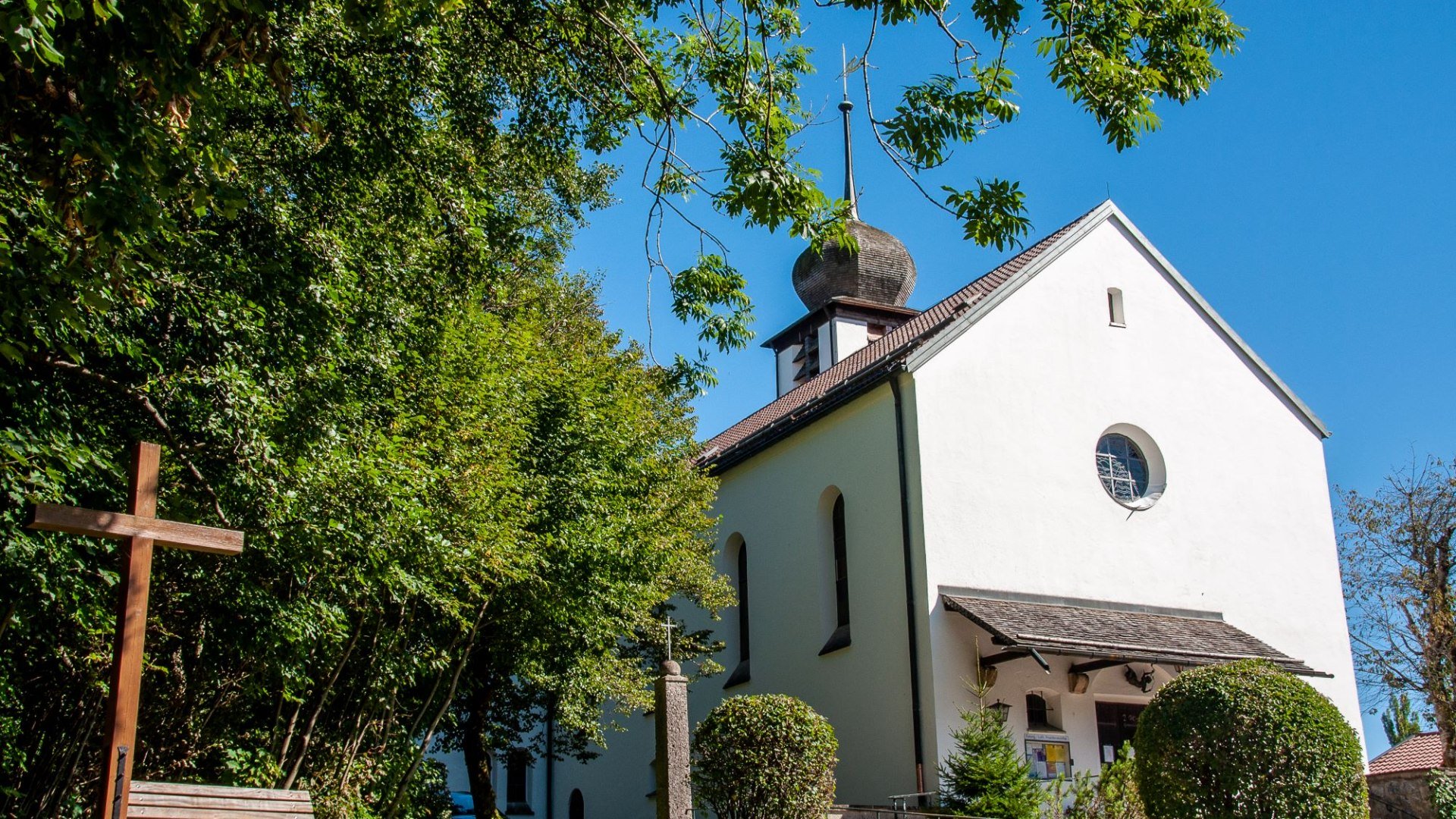 Evangelische Friedenskirche Bad Wiessee, &copy; Der Tegernsee, Sabine Ziegler-Musiol