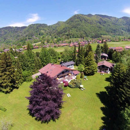 https://d1pgrp37iul3tg.cloudfront.net/objekt_pics/obj_full_31861_012.jpg, © im-web.de/ Tourist-Information Rottach-Egern