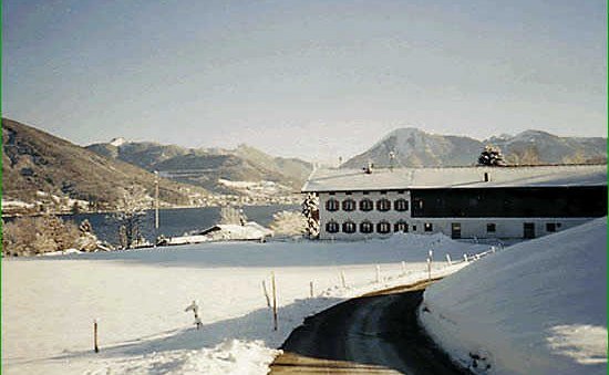 Blick auf den Oberreiterhof im Winter, © im-web.de/ Tourist-Information Bad Wiessee