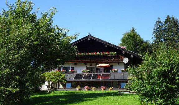 https://d1pgrp37iul3tg.cloudfront.net/objekt_pics/obj_full_31619_010.jpg, © im-web.de/ Tourist-Information Bad Wiessee
