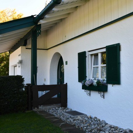 Kleines Landhaus am Tegernsee, © im-web.de/ Tourist-Information Rottach-Egern