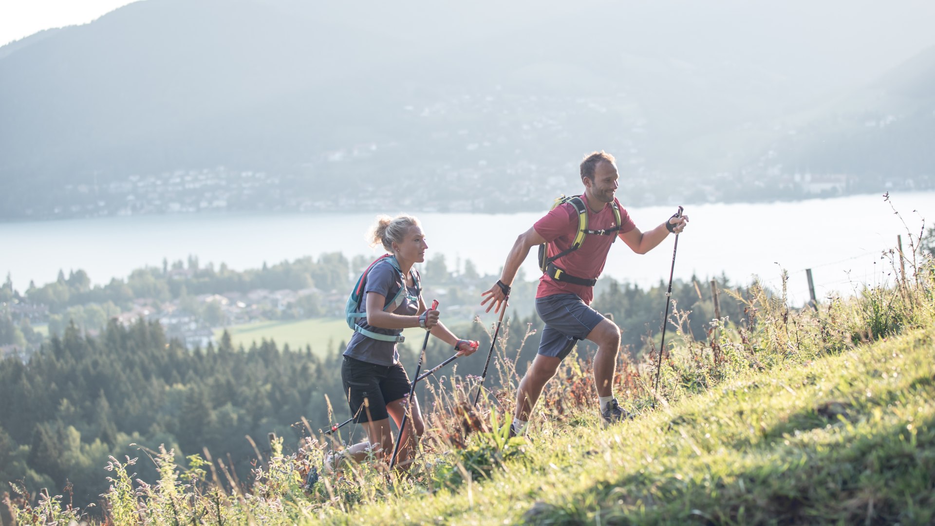 Beim Nordic Walking am Tegernsee kann es am Berg auch mal anspruchsvoll werden., © Hansi Heckmair