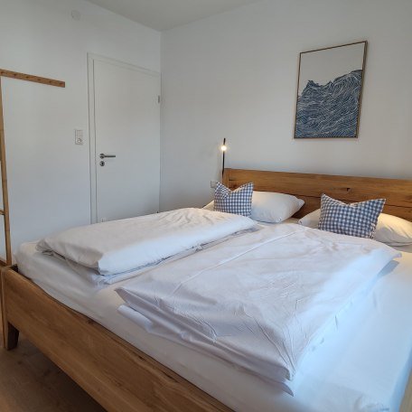 Bett, &copy; MillerRenate