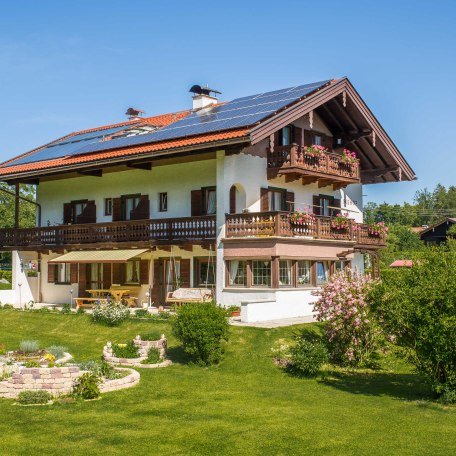 Seehof Außenansicht, © im-web.de/ Tourist-Information Bad Wiessee