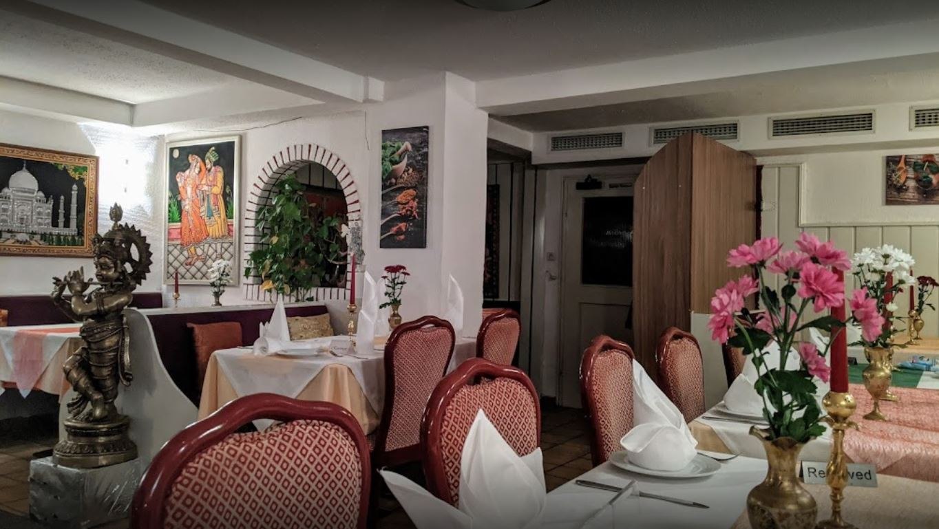 &copy; &copy; Taj Mahal Tegernsee