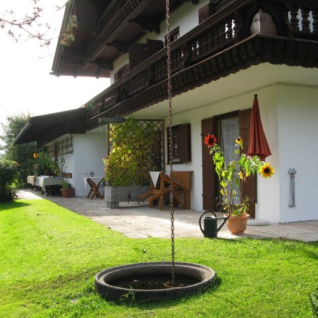 Terrasse Zimmer Wallberg und Setzberg, &copy; im-web.de/ Tourist-Information Rottach-Egern