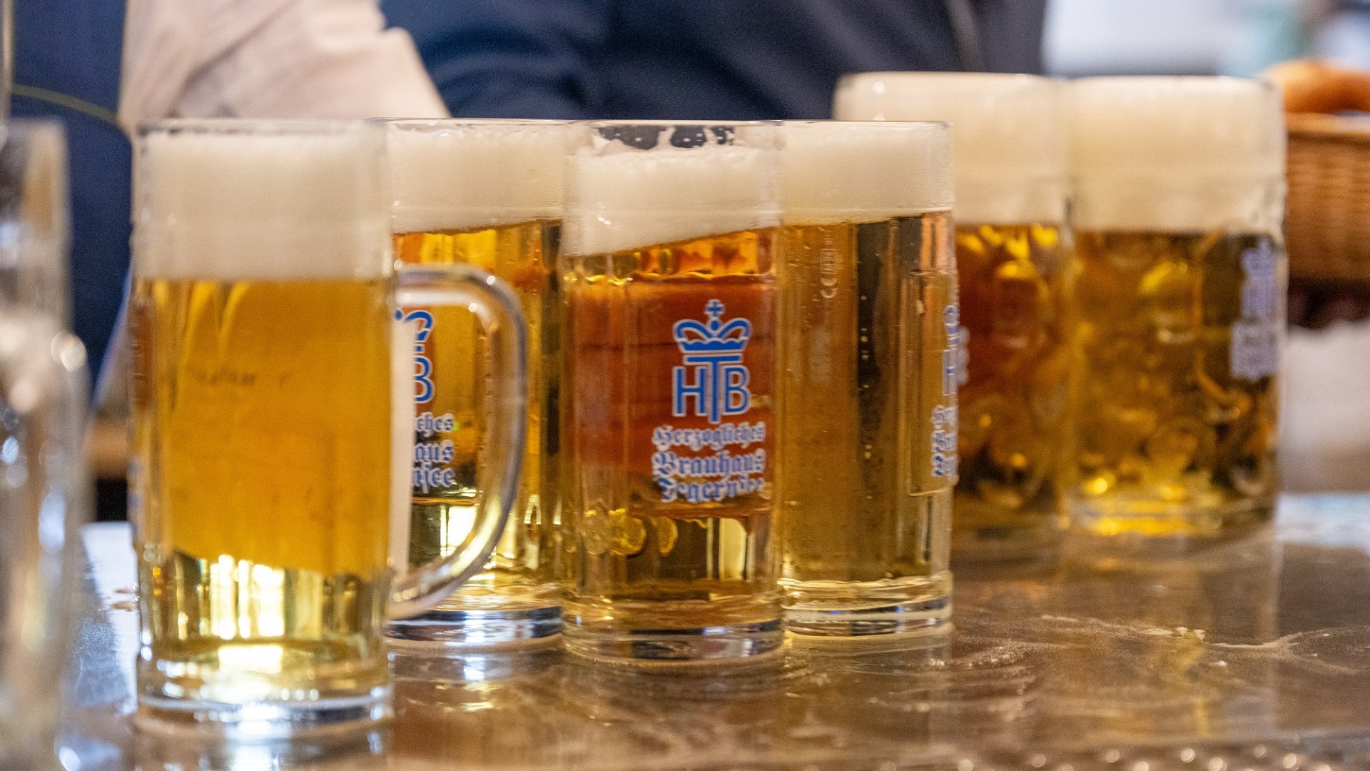 Typisch Bayrisch_Weiss-Blau © Der Tegernsee, Thomas Plettenberg (1) Typisch Bayrisch_Weiss-Blau © Der Tegernsee, Thomas Plettenberg (1)