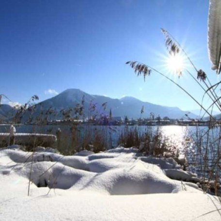 Tegernsee im Winter, &copy; im-web.de/ Tourist-Information Rottach-Egern