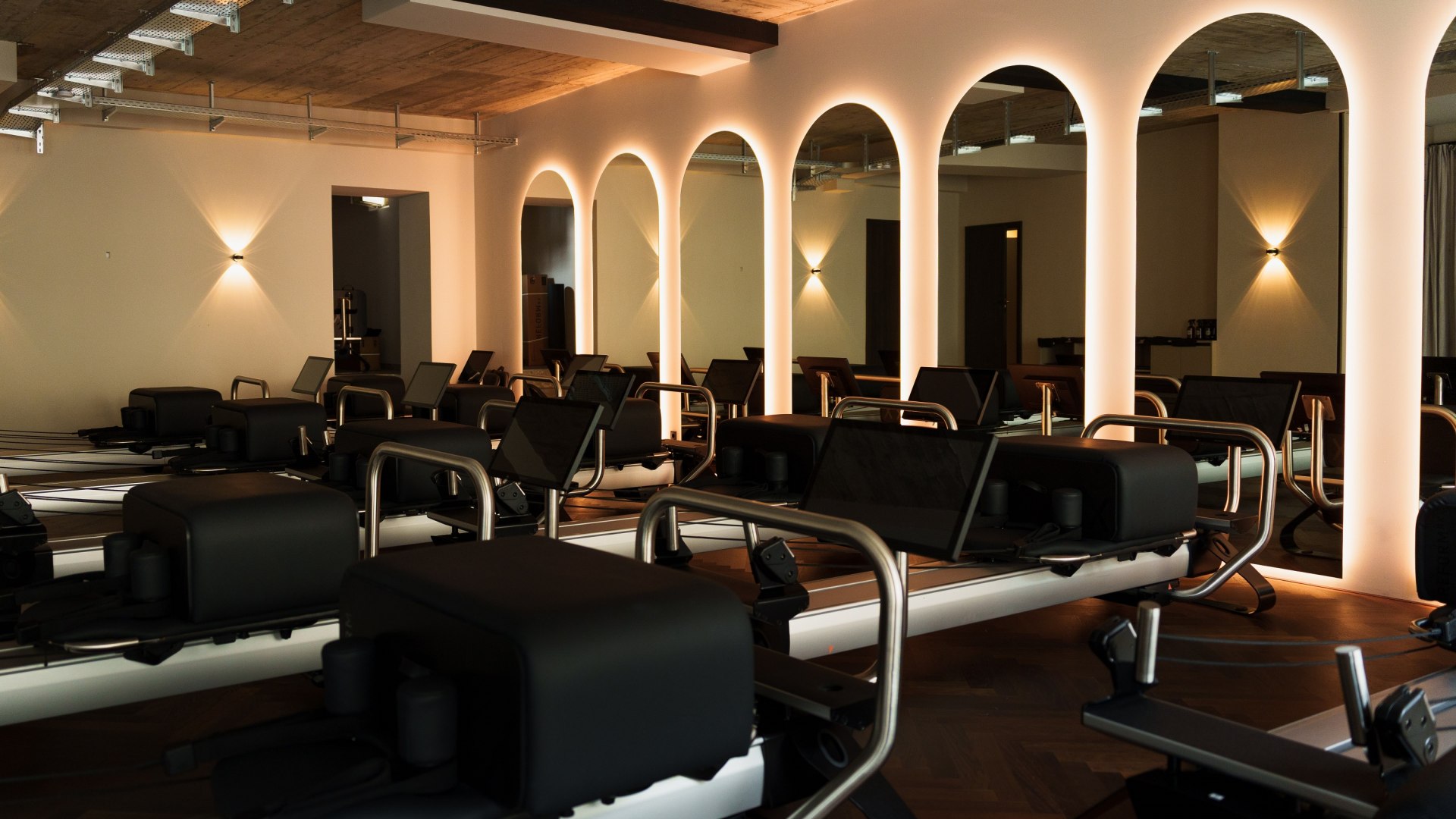 Innen_Header, &copy; @Josef P Pilatesstudio