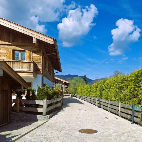 Weg zum Huas, &copy; im-web.de/ Regionalentwicklung Oberland Kommunalunternehmen